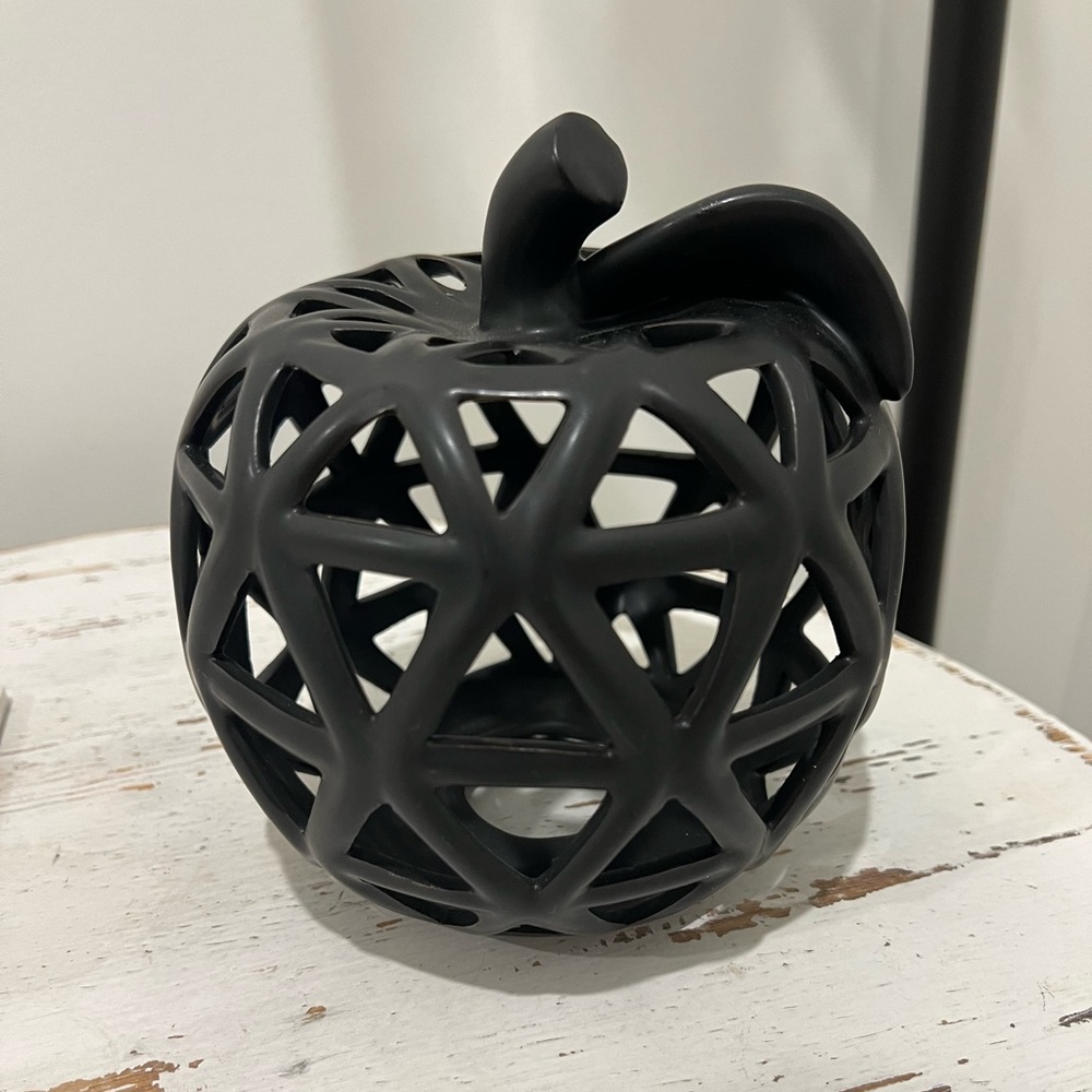 Black Apple
